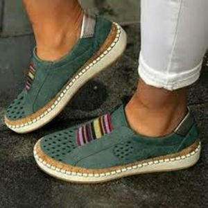 Women's Hollow-out Low Top Flat Heel Sz. 41